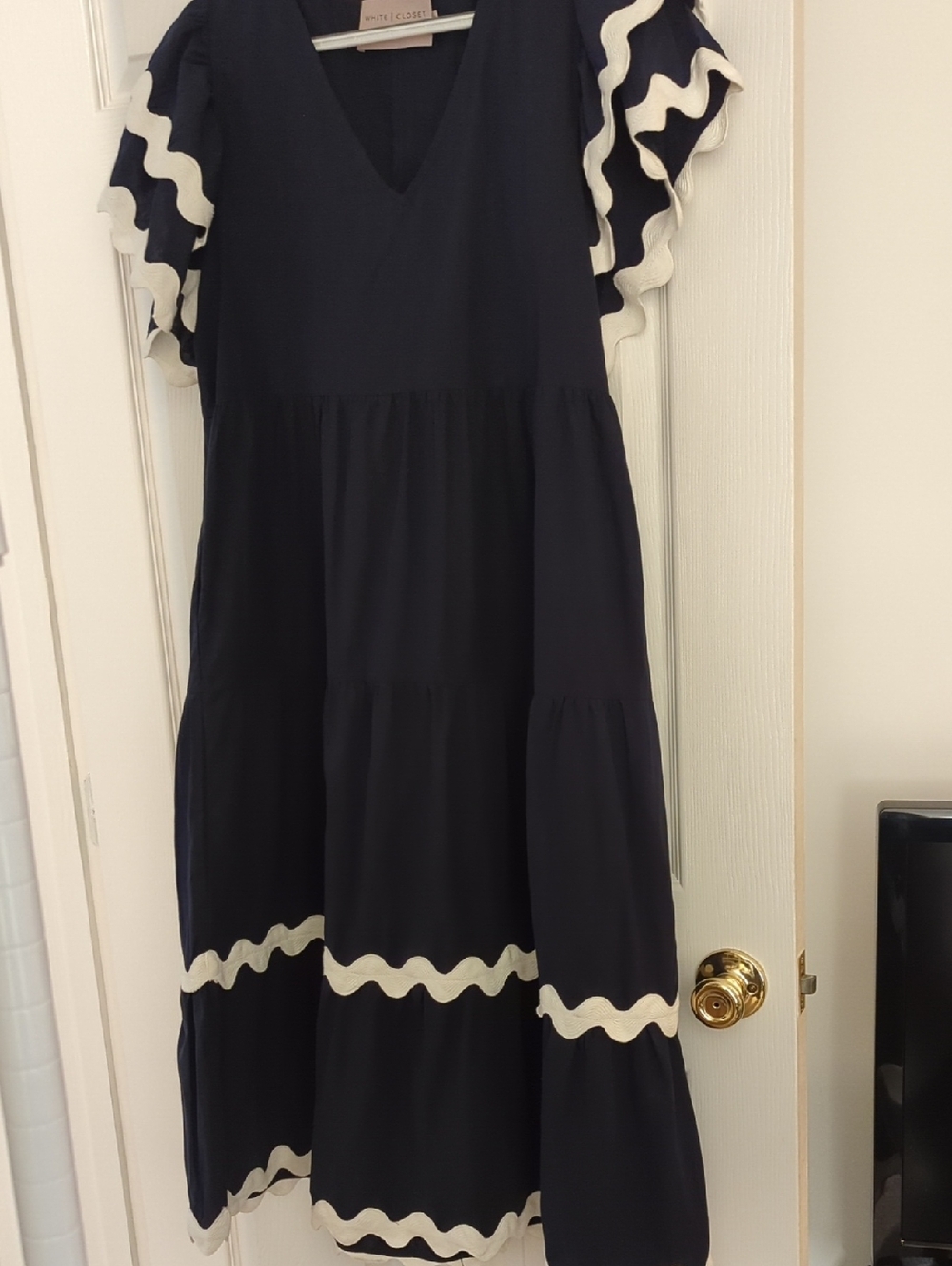 White Closet Elements Navy Blue Ruffle Edges Dress Size M w/2 Pockets Australia